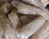Hình bước làm 3 của món Nem Chua Rán