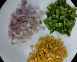 A picture of step 1 of Chicken tikka pizza.