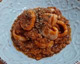 Foto del paso 5 de la receta: Calamares a la boloñesa con toque de comino