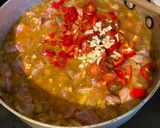 Zúzapörkölt 🧅🧄🌶🍅 😋 recept fázis 2 fotója
