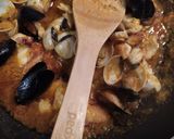 Foto del passaggio 2 della ricetta Ditalini rigati con zuppa di pesce