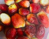 A picture of step 1 of Strawberry 🍓 Mint Lemonade.