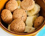Hình bước làm 1 của món 💚 Bánh Quy Hạnh Nhân Ý Amaretti Kèm Chuối & Sữa Dê (Vegetarian)