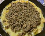 Foto del paso 3 de la receta Tortilla rellena de carne picada