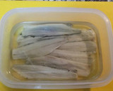 Foto del paso 1 de la receta: Focaccia con guacamole y sardinas marinadas