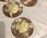 Foto del passaggio 2 della ricetta Ravioli di cacao alle pere e gorgonzola
