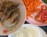 Foto langkah ke 1 dari resep Udang asam manis.