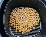 A picture of step 1 of Aubergine, spinach and chickpea curry.