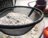 Foto del paso 3 de la receta: Panellets de mazapán con piñones y otras variedades
