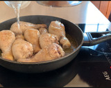 Foto del paso 3 de la receta: Muslos de pollo en salsa de soja y limón
