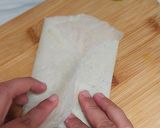 Foto langkah ke 4 dari resep Martabak Ayam Sayur.