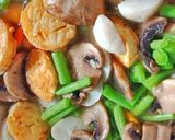 Foto langkah ke 3 dari resep Tumis Sayuran Bumbu Irit.