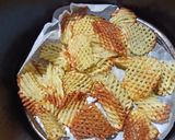 Foto del paso 3 de la receta: Papas rejilla en airfryer