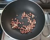 A picture of step 1 of Peanut potato sesame kebab.