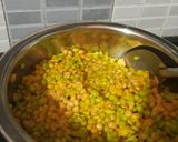 A picture of step 13 of Boondi ladoo Tiranga ladoo.