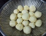 A picture of step 1 of Kashmiri Dum Aloo.