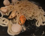 A picture of step 3 of Simple Healthy Seafood Noodles.