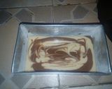 A picture of step 4 of Marble cake.