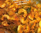 A picture of step 7 of Chettinad Kadai Prawns.