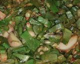 आलू सेम की सब्जी(aloo sem ki sabzi recipe in hindi) रेसिपी चरण 3 फोटो