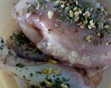 Foto del paso 1 de la receta: Pollo al horno con papas condimentadas