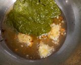 A picture of step 1 of Hariyali pav bhaji.