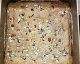 Foto del paso 9 de la receta: 🍒🤍 Brownies de chocolate blanco, cerezas y almendras 🤍🍒 Blondies, el brownie rubio 😅