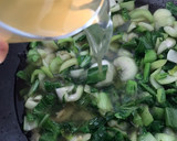 Foto del paso 4 de la receta: Wok de Pak choi, col china, con garbanzos. Rebosante de vitamina C