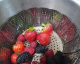 Foto del paso 1 de la receta: Jarabe de frutos rojos🍓
