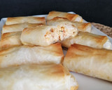 Foto del paso 10 de la receta: Rollitos crujientes de salmón ahumado y queso