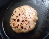 A picture of step 6 of Aaloo Paratha.