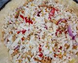 A picture of step 7 of Chicken tikka corner pizza 🍕🍕.