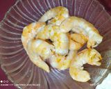 Foto del paso 2 de la receta: Arroz con manitas de conejo, cigalas, sepia y langostinos