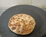 A picture of step 8 of Moong Dal & Spring Onion Paratha (Dal Paratha).