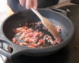 Foto del paso 6 de la receta: Pollo en salsa de cebolla