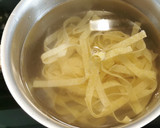 Foto del paso 1 de la receta: Tagliatelle a la crema de edam con Anchoas y Alcaparras