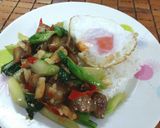 รูปขั้นตอนการทำที่ 3 ของ คะน้าหมูกรอบ โดย:ทำครัวง่ายๆbyจุไรรัตน์