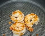 Foto langkah ke 4 dari resep Nasi Goreng Telur Udang.