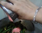 A picture of step 2 of भरवा भिंडी.