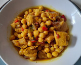 Foto del paso 6 de la receta: Pollo al curry con garbanzos