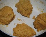 A picture of step 4 of Flax seed Naan Bread.