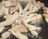 A picture of step 3 of Pollo alla Norma.