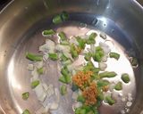 A picture of step 1 of Chicken feet.