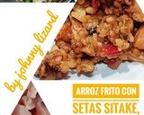 Foto del paso 8 de la receta Arroz frito con setas shiitake, verduras y pechuga de pavo