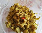 A picture of step 3 of Cauliflower posto.