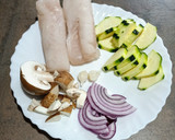 Foto del paso 1 de la receta: Ventresca de merluza con portobello