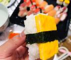 Hình ảnh bước 3 Sushi Nhật.
Sashimi