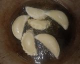 A picture of step 9 of Mava gujiya.