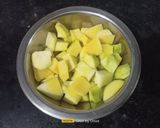 A picture of step 1 of Raw Mango Curry.