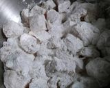 A picture of step 3 of Easy orange chicken Stirfry.